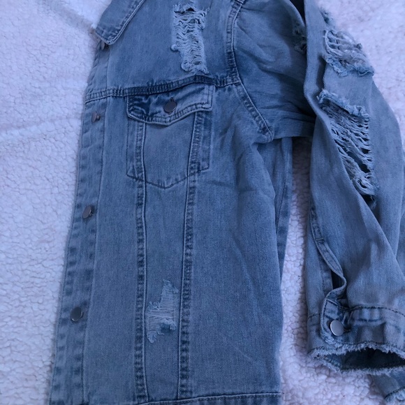 Jean jacket - Picture 6 of 8